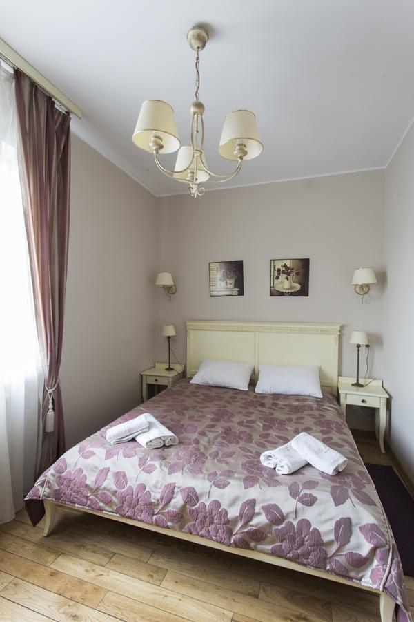 Villa Estera - Hotel & Restauracja Michałowice Eksteriør billede
